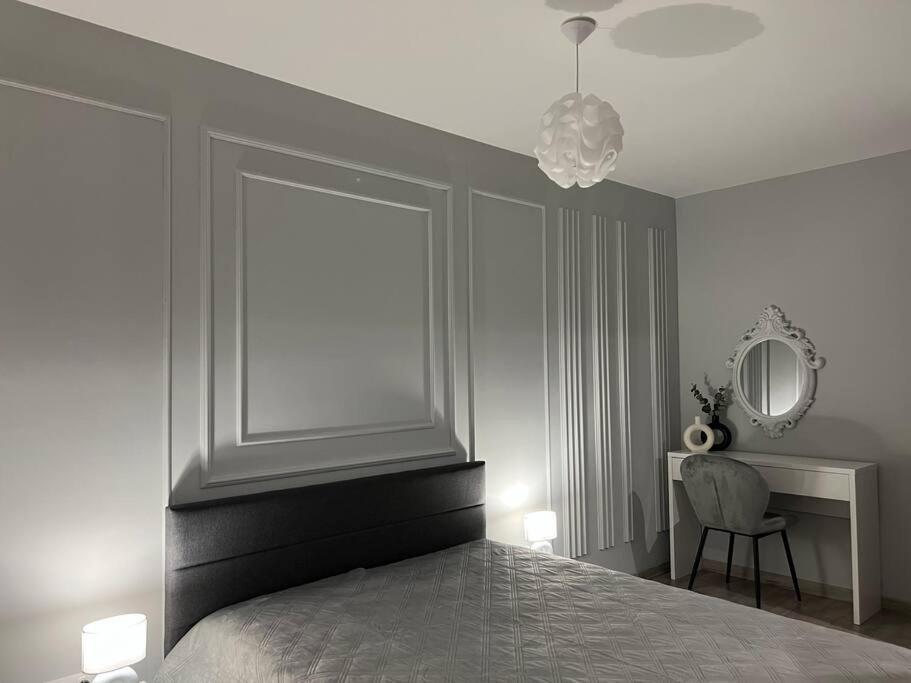Luxueux Appartement Pres De La Cathedrale Strasbourg Exterior photo
